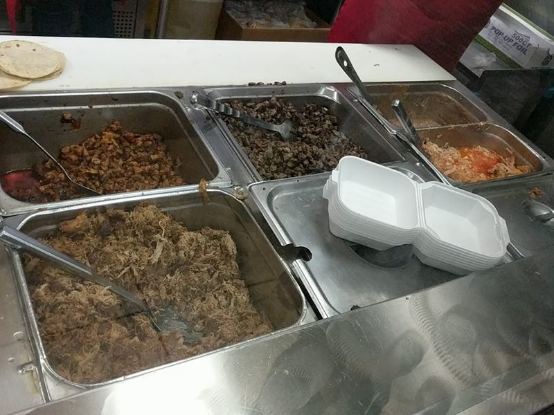 Tacos Del Rio interior